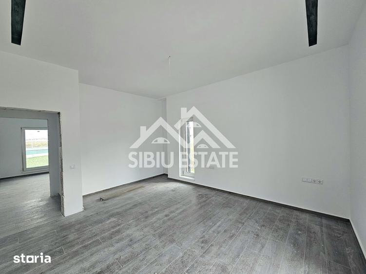 Casa moderna cu garaj, camere mari Super pret - 9