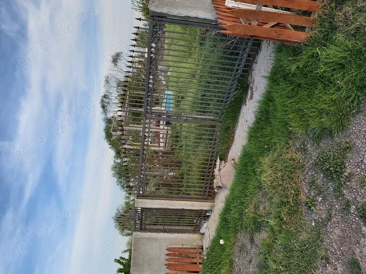 Vand 2loturi de 500m2 la ie?irea din Berceni langa lac - 1
