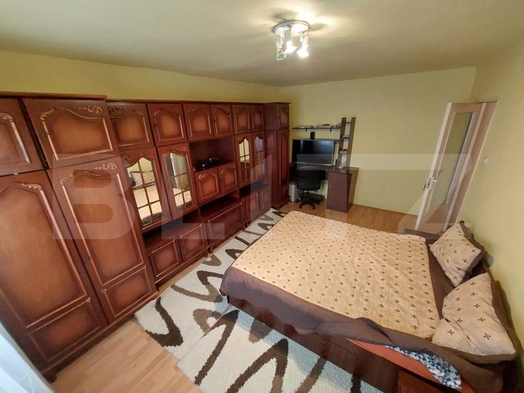 Apartament cu 2 camere decomandat, mobilat în Sud