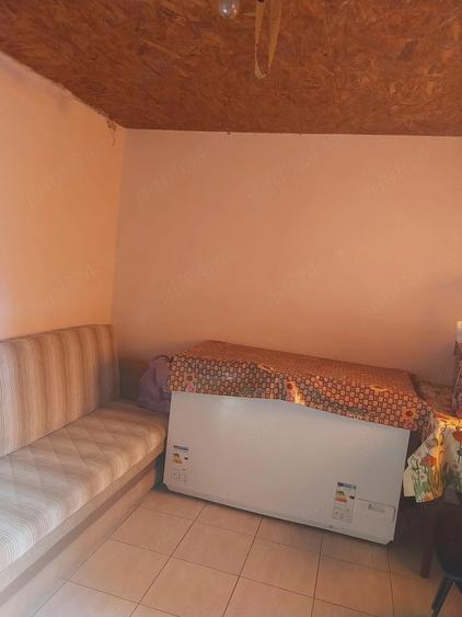 Apartament cu 2 camere decomandat în Zăvoaia