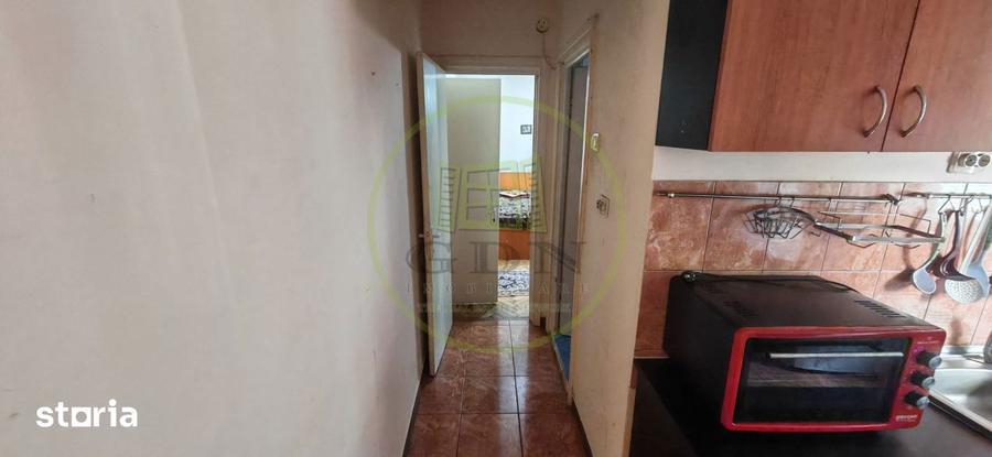 Apartament cu 2 camere decomandat, mobilat în Calea București