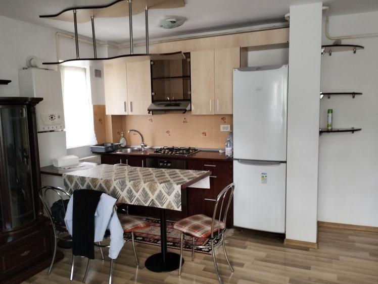 Apartament cu 2 camere decomandat în Alexandru cel Bun