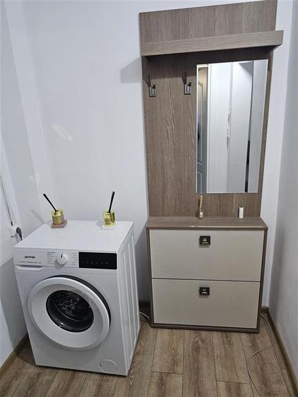 Garsonieră decomandată, mobilată în Micro 3