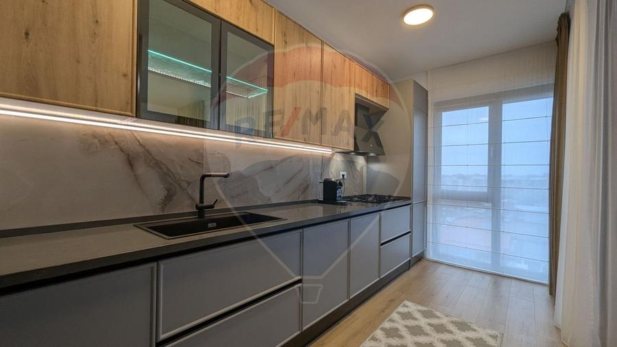 Apartament cu 2 camere decomandat, mobilat în Splaiul Unirii