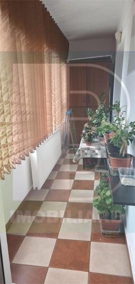 Apartament cu 2 camere semidecomandat, mobilat în Colentina