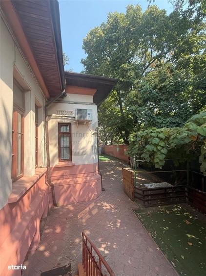 Casă cu 4 camere cu Teren 800 Mp în Nerva Traian