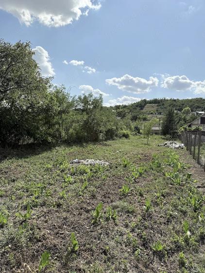 Teren de 521 mp, în Bălteni