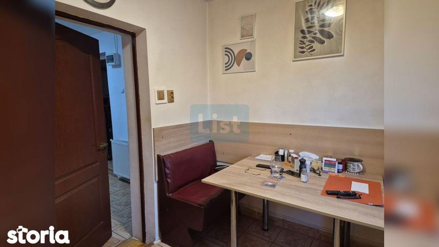 Casa pe un nivel, cu livada, la intrarea in Dezmir - 2