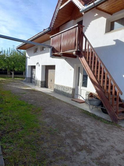 Vanzare casa + anexa + curte foarte spa?ioasa (2550 mp) - 4