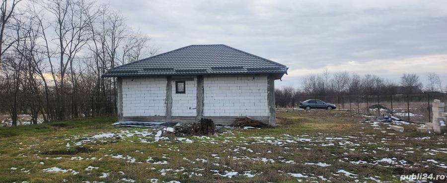 Casa de 80mp cu teren de 2000mp - 1