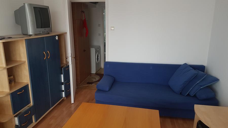 Apartament 2 camere semidecomandat de închiriat– Str. Petuniei, cartier TEREZIAN - 11