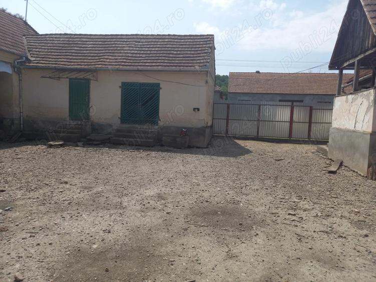 Ocazie, merita -Proprietar vand casa cu gradina in Chelmac , str.Principala, nr.80 - 6