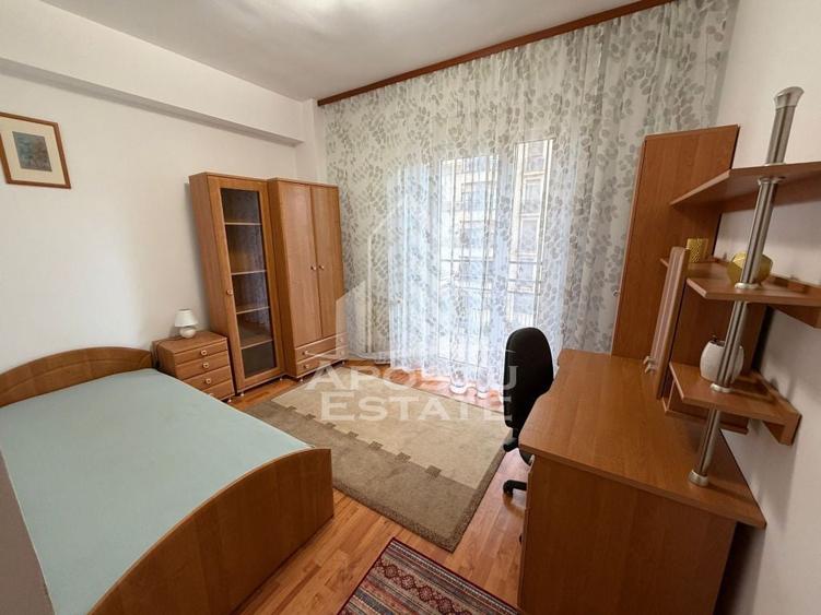 Apartament cu 3 camere decomandat zona Aradului - 5