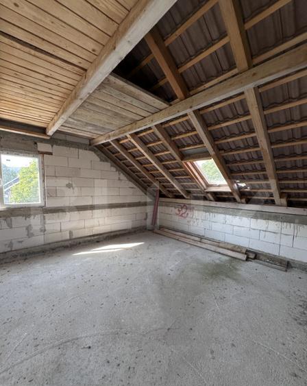 Casa cu poten?ial deosebit, 172 m2 utili, teren 500 m2, - 12