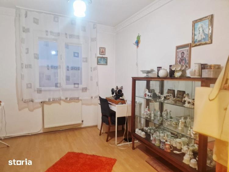 EXCLUSIV- Cafrom Imobiliare - VEST - Apartament 3 Camere de Vanzare - 10