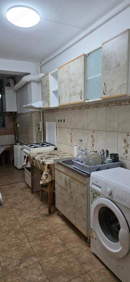 Inchiriez apartament 3 camere decomandat - 7