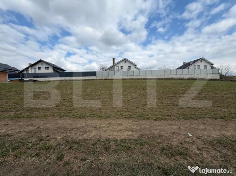 Teren intravilan Moara, 800mp, utilitati la 100m. - 2