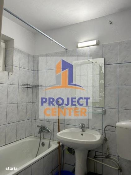 Apartament cu 2 camere decomandat în Trivale