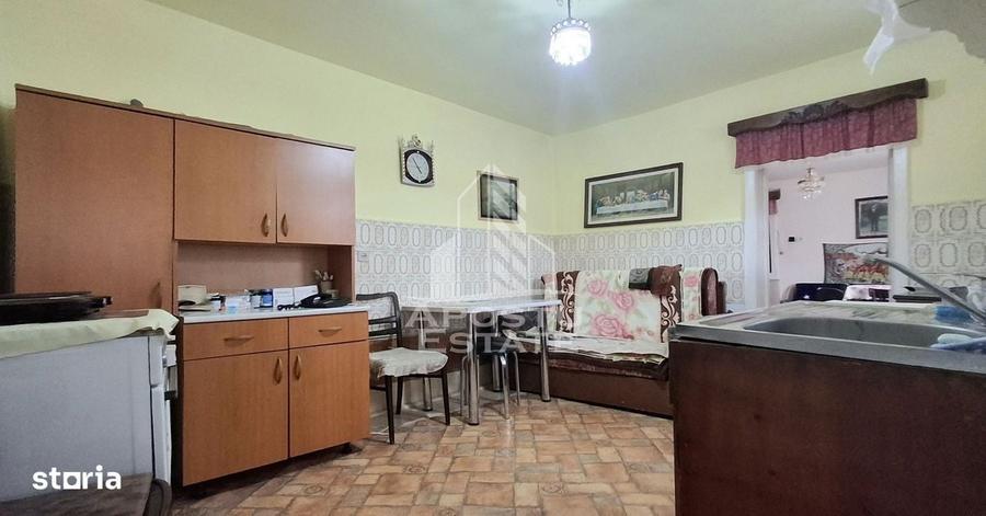 Casă cu 4 camere cu Teren 360 Mp în Micălaca