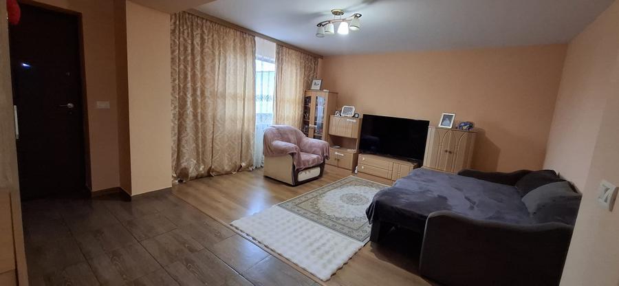 Ovidiu-Vila  cu vedere la Lacul Siutghiol........... - 4