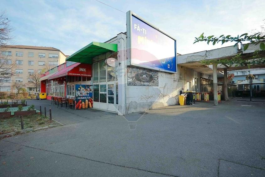 De vanzare spatiu comercial 61,80mp, in zona Bdul Dacia - 14