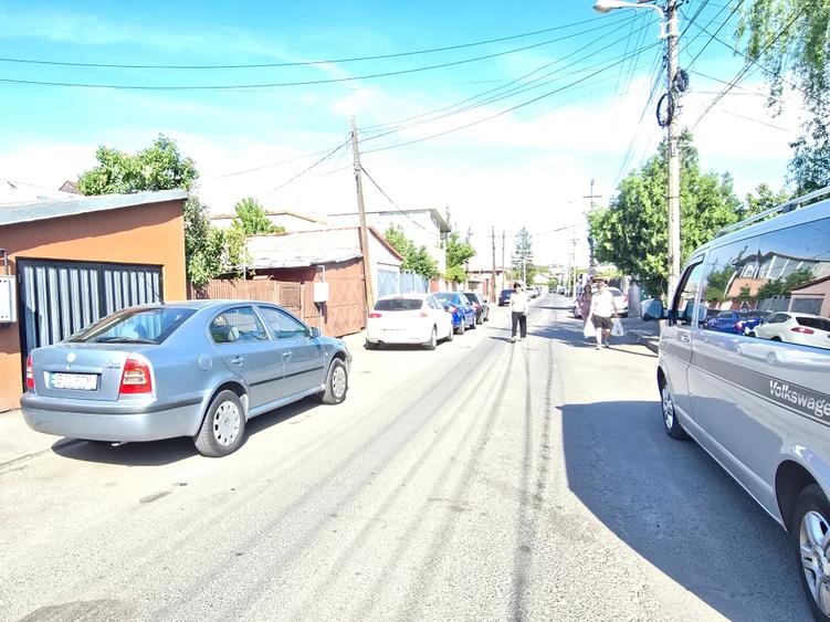 Pucheni, Casa Parter, 4 camere, 200mp teren - 1