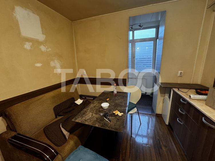 Apartament etaj 3 decomandat cu 3 camere 66 mpu pivnita Mihai Viteazul - 10