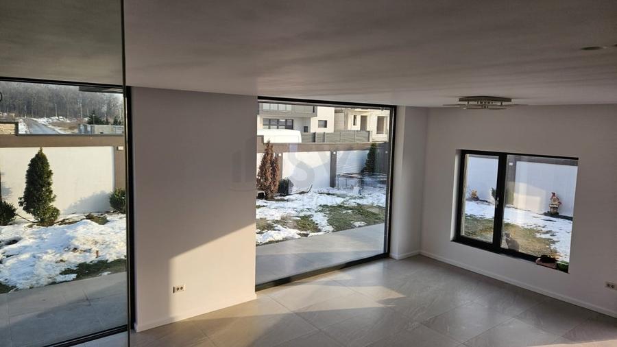 REV2005572 Vila moderna tip duplex I Complex Serenity - 3