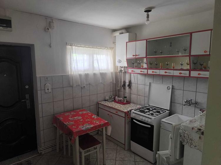 Garsoniera de inchiriat in Dambu - 3