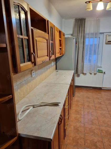 Apartament de vanzare - 8