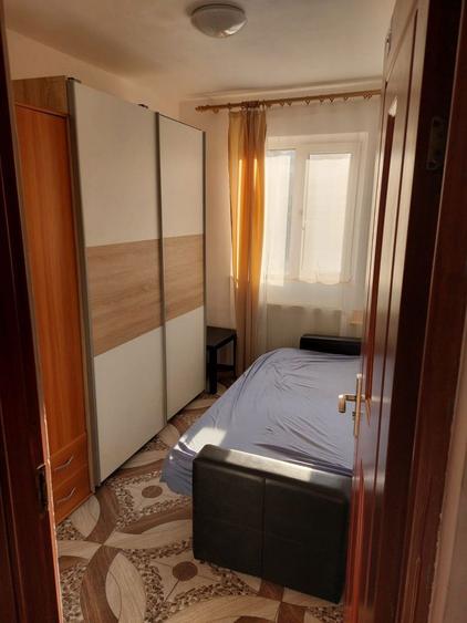 Vand apartament 3 camere micro 4 - 4
