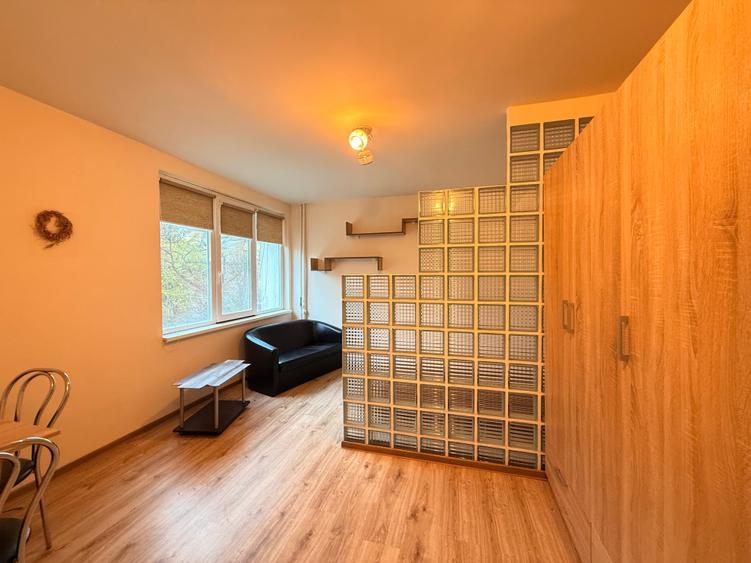 Ap. 1 camera - Facultatea de Mecanica - 3