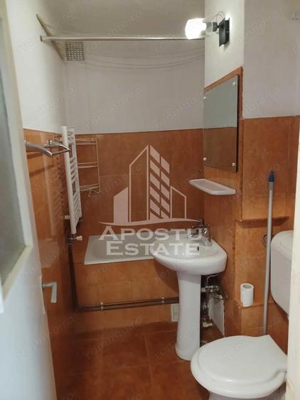 Apartament cu 1 camera , centrala proprie , Zona Medicina - 5