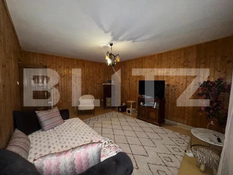 Casă cu 2 camere cu Teren 240 Mp în Central