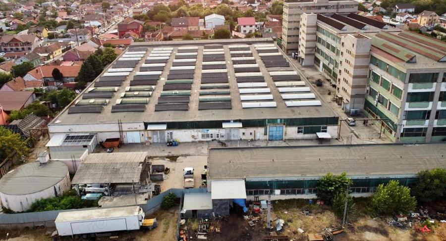 Vand cladire cu teren zona centrala - 1