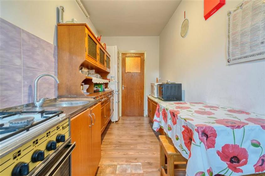 Apartament 4 camere, Astra, etaj 1, comision 0 % - 9