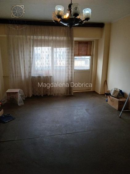 GARSONIERA  40 MP  - VITAN in apropiere  de  MALL VITAN