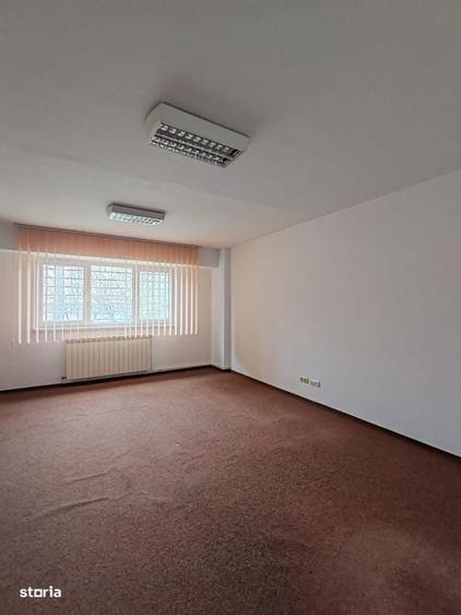 Apartament 3 camere | 75 mp | Zona Central Vad comercial excelent - 4