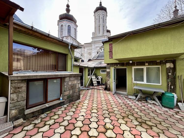 Casa 9 camere, 4 bai, 3 locuri de parcare, Central, Ploiesti - 18