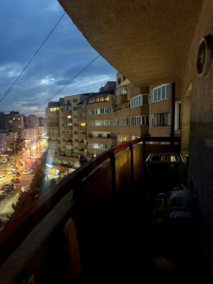 Vanzare apartament  G. Enescu 3 camere, 2 bai, balcon 12 mp, vedere panoramica - 11