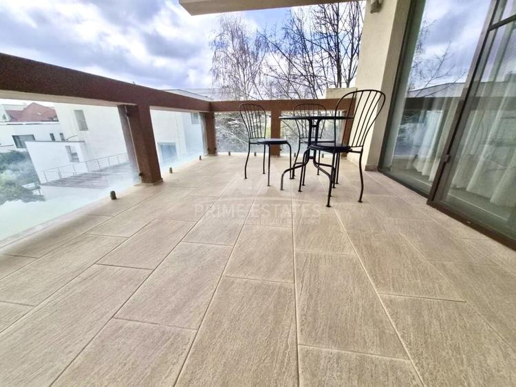 Apartament cu 3 camere decomandat, mobilat în Pipera