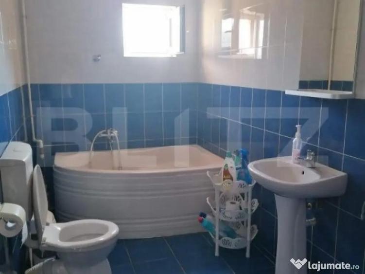 Apartament spatios de vanzare, 5 camere, 93 mp, zona Hotel D - 6