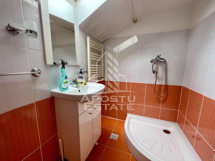 Apartament cu 3 camere, pe 2 niveluri, centrala proprie, Dambovita - 6