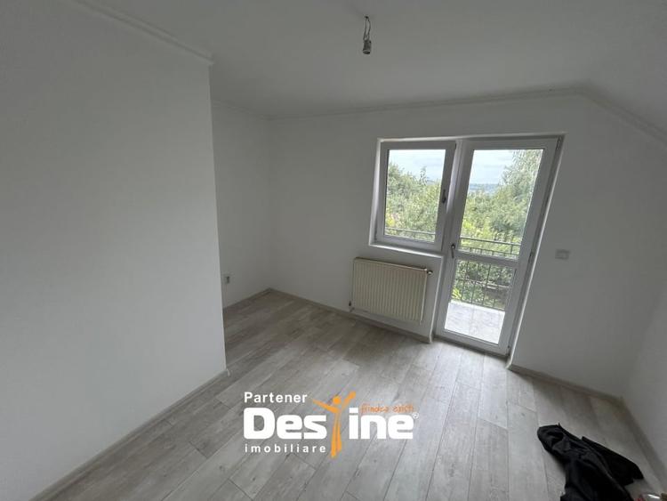 Casa individuala cu teren - 130mp utili 576 teren curte Acces rapid catre oras - 15