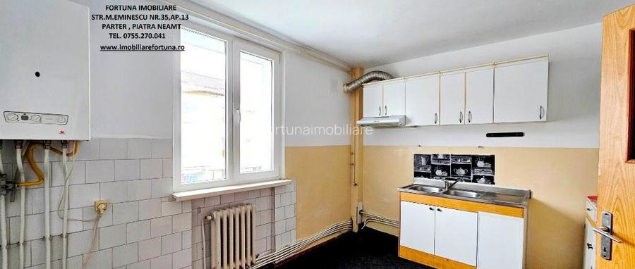 Apartament 3 camere decomandate, etaj 3, loc parcare, boxa,C.Romanului