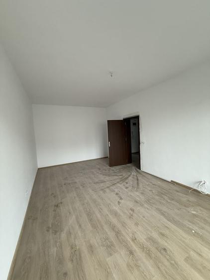 3 CAMERE_NOU_ ACTE GATA_ 8 MINUTE METROU NICOLE TECLU - 5