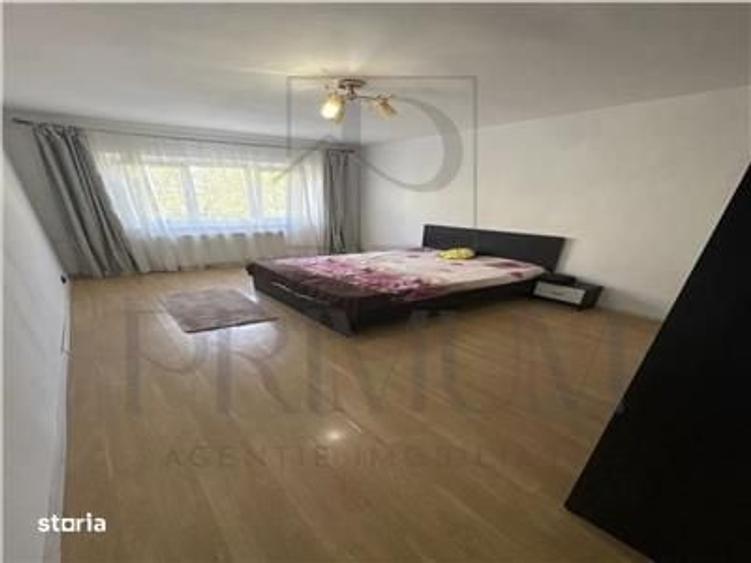 Apartament cu 2 camere decomandat în Steaua