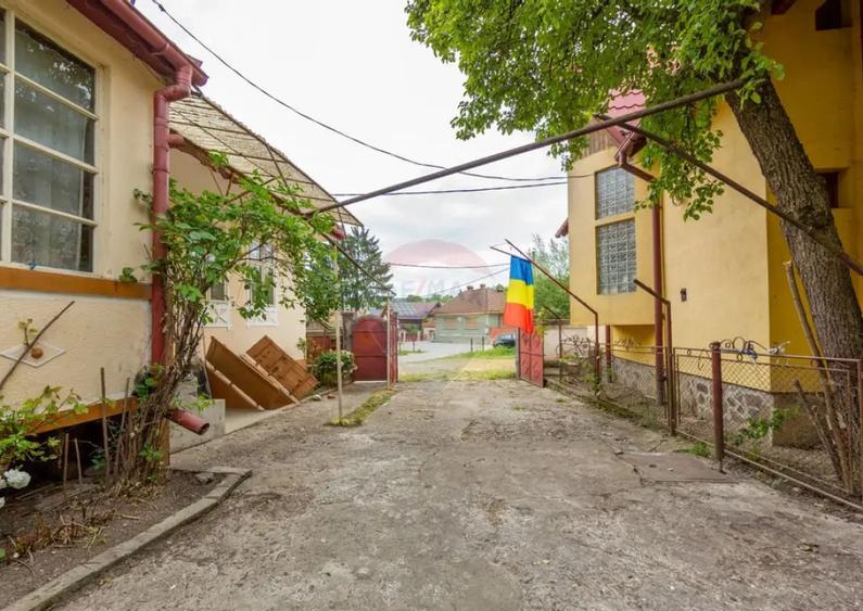 Proprietate compusa din doua case si teren 378 mp Purc?... - 7