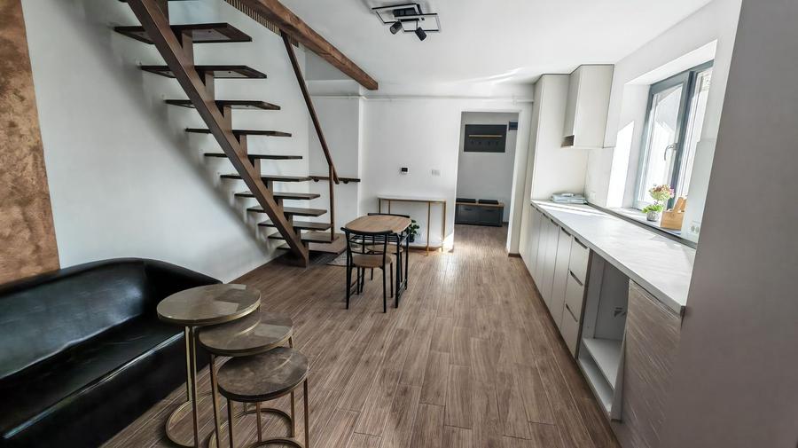 Casa P+E, 4 camere , ASTRA Carpatilor -LIDL- curte comuna. - 48