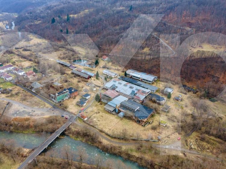 Teren si spatii industriale, com. Negreni, sat Bucea, jud. Cluj - 12